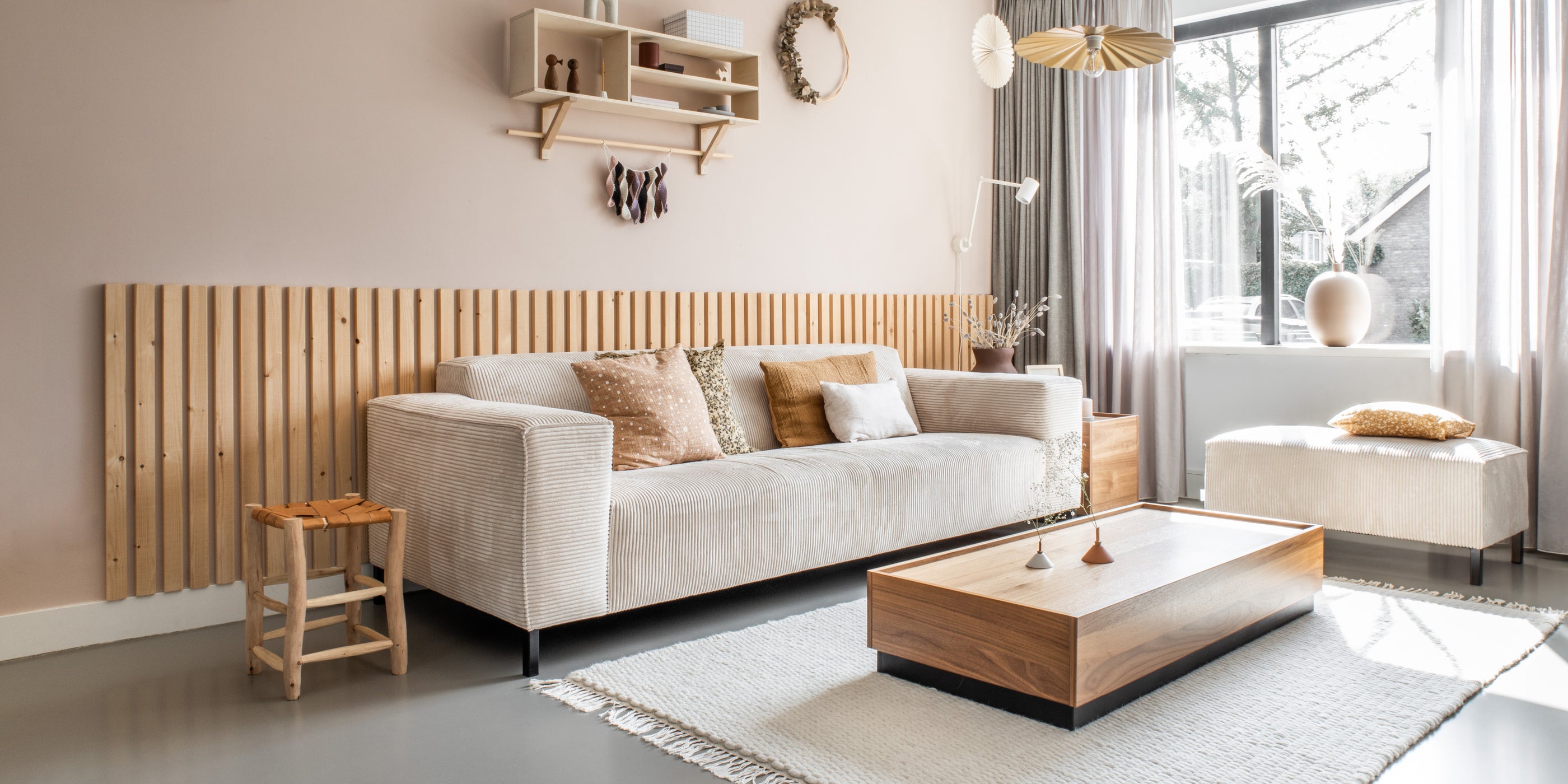 Binnenkijken bij Monique van @missterieur met bank Remus